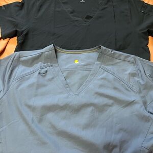 Carhartt Women's short sleeve scrub tops